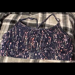 Women’s sports bra